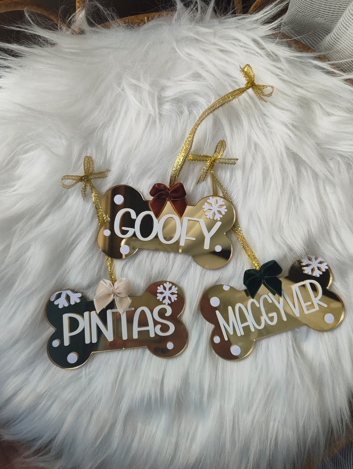 Ornamento Dourado Personalizado em Forma de Osso | Decoração de Natal para Animais de Estimação