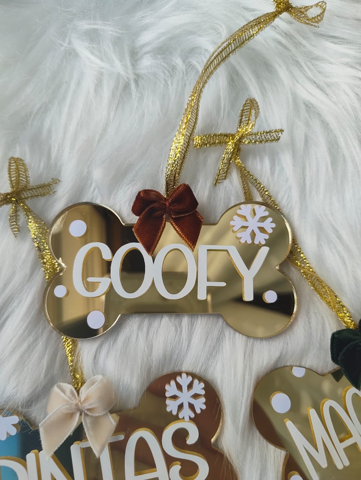 Ornamento Dourado Personalizado em Forma de Osso | Decoração de Natal para Animais de Estimação