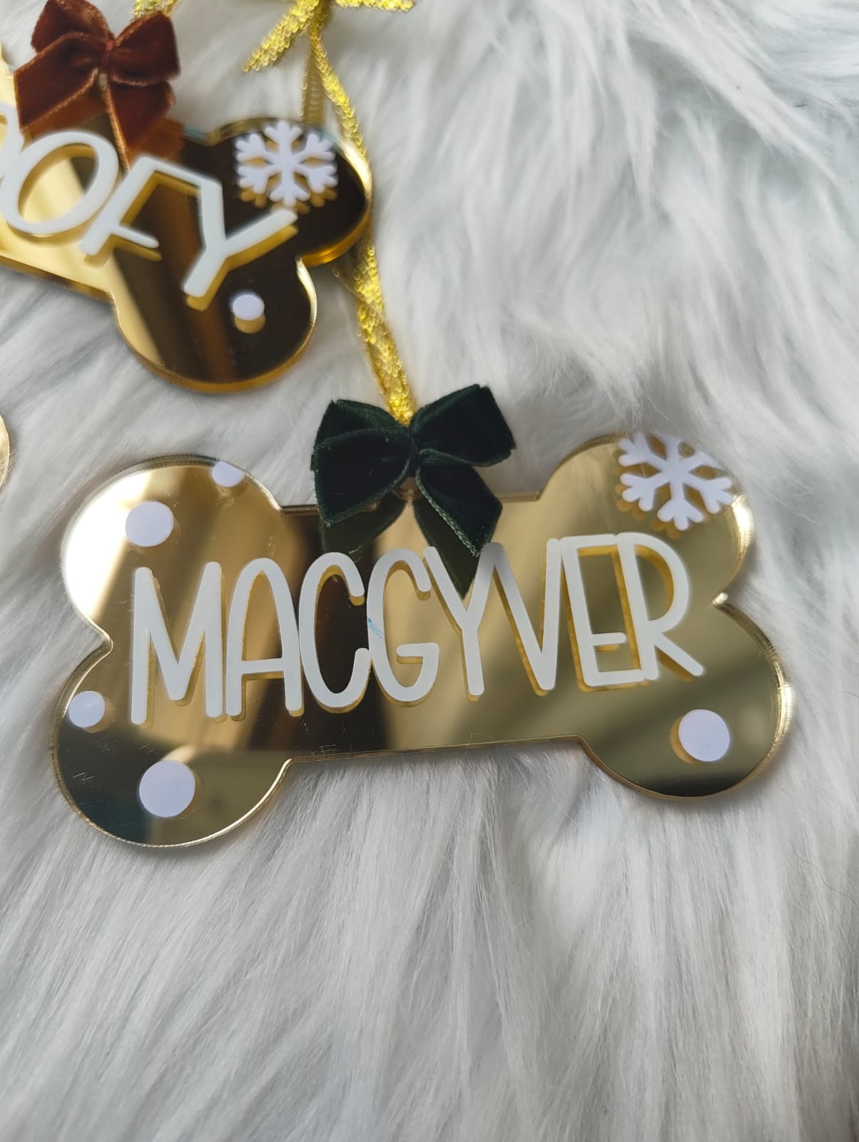 Ornamento Dourado Personalizado em Forma de Osso | Decoração de Natal para Animais de Estimação